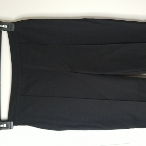 iIsaac Mizrahi womens pants with 2 pockets in rear and stretch waist NWOT - Picture 2 of 6